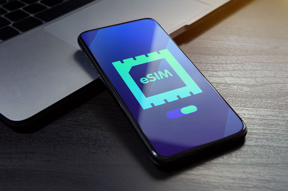 Vì sao cần kiểm tra điện thoại Samsung có eSIM hay không?