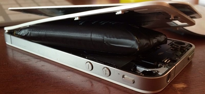 Thiết bị cũ hoặc pin đã chai