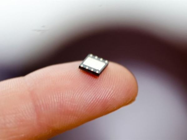 eSIM có đổi máy được không?