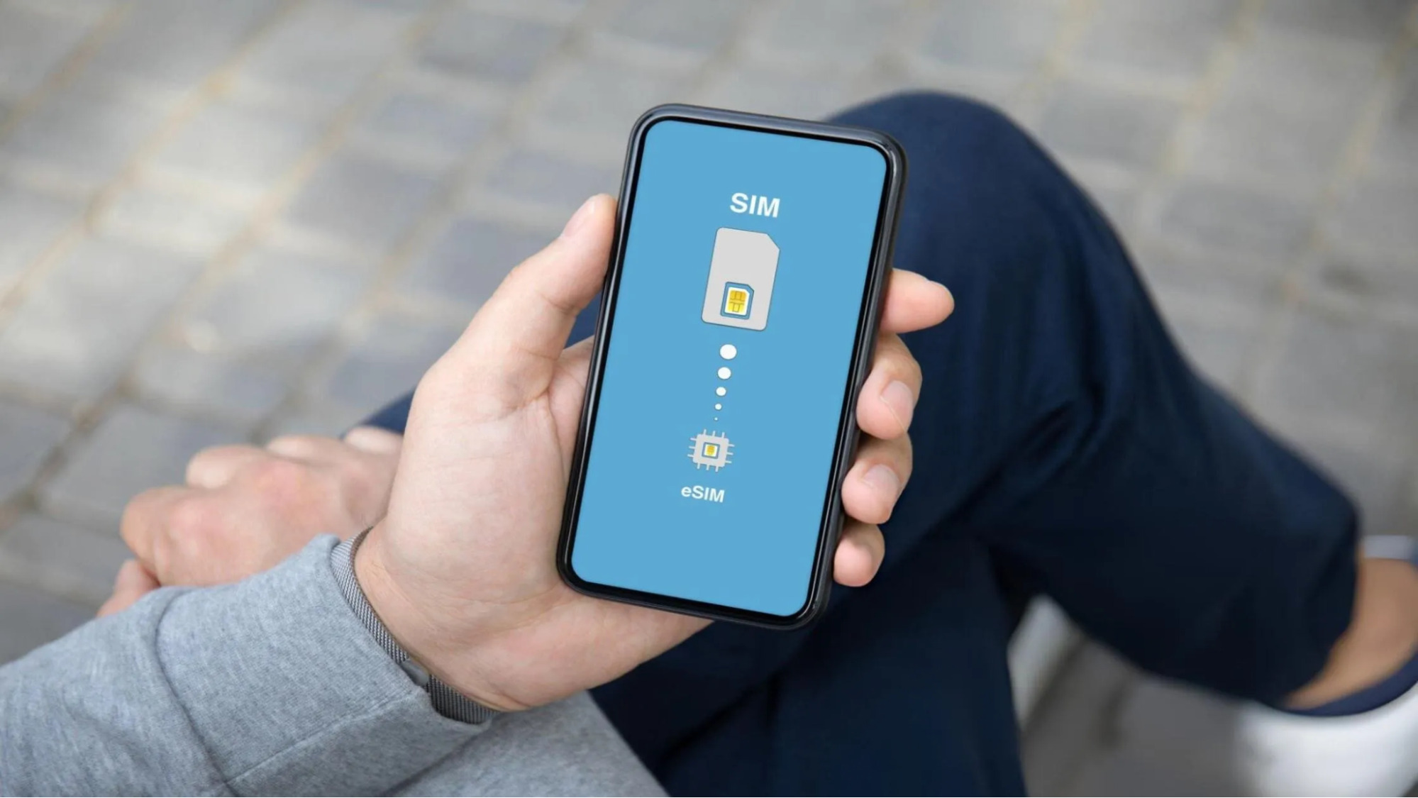eSIM có mất phí duy trì không?